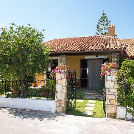 Villa Tina Akharavi Extérieur photo